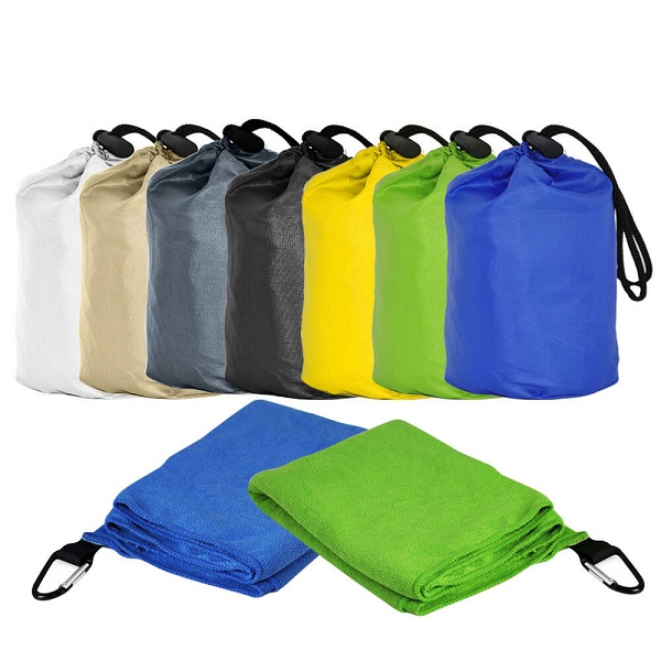 ATTW013 - Super Absorbent Microfibre Towel with carabiner hook & pouch ...